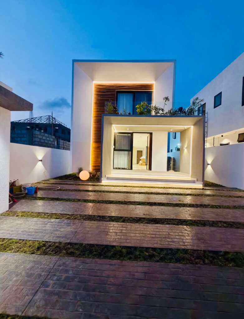 Premium 4-Bedroom House with Pool in East Legon Hills