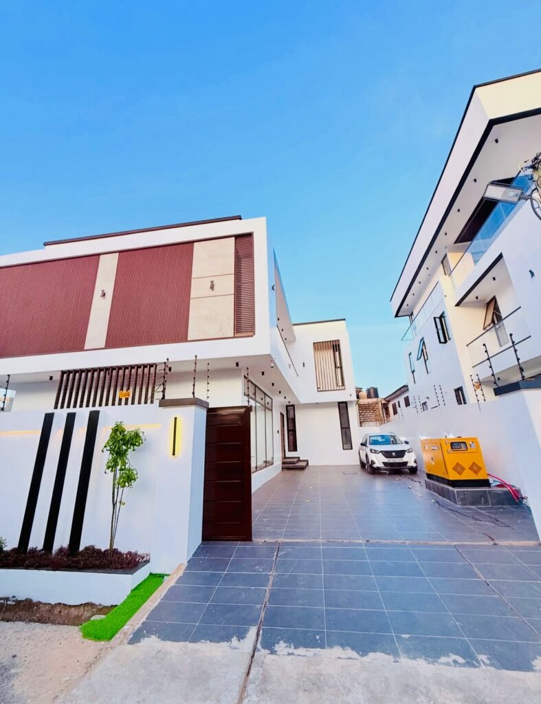 4-Bedroom Smart Home in Oyarifa
