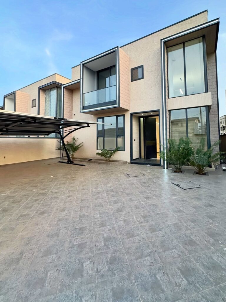 4-bedroom house with pool and boys' quarters in East Legon Hills